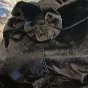 Elegant Black Velvet Dress with Bow